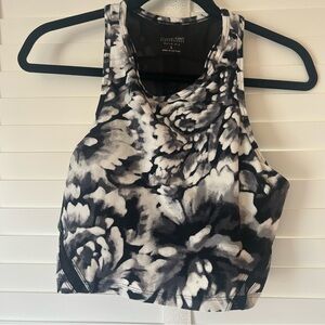 Calvin Klein Sports Bra Exercise Crop Top Quick Dry Black White Floral Large